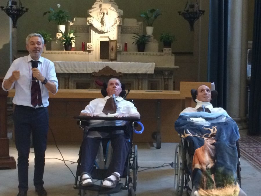 ”Ci vediamo fra cent’anni”: cronaca della presentazione  del libro “vista con gli occhi” dell’autore